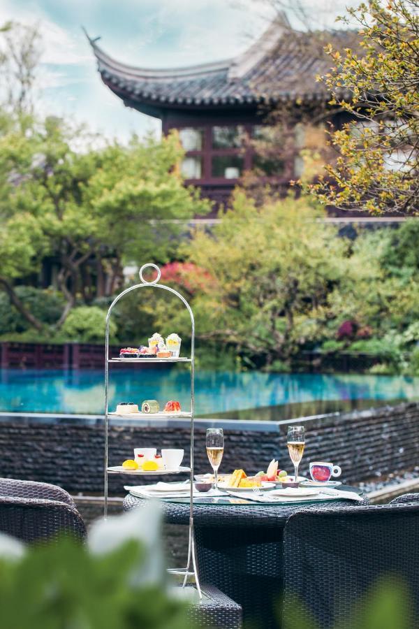 Four Seasons Hotel Hangzhou At West Lake Bagian luar foto